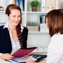 como-montar-um-roteiro-de-entrevistas-eficiente